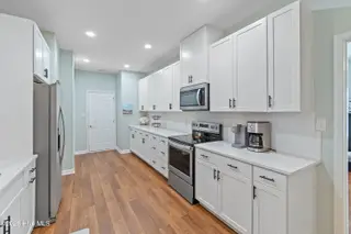 123 Clubhouse Drive SW, Supply, NC 28462 – photo 16: 123ClubhouseDrSW - 23