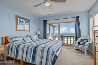 4601 Ocean Drive, Emerald Isle, NC 28594 – photo 17: 15-web-or-mls-1S3A9339