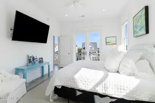 109 Coral Bay Court, Atlantic Beach, NC 28512 – photo 22: Primary Bedroom