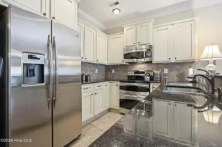 2012 Croyden Circle B, Greenville, NC 27834 – photo 18: Kitchen