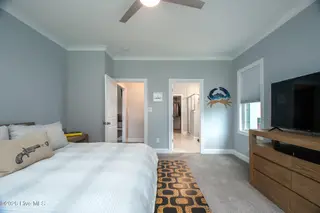 421 Taylorwood Drive, Beaufort, NC 28516 – photo 15: Principle bedroom