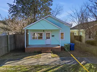 221 S 11th Street, Wilmington, NC 28401 – photo 5: 5_aerialfront1