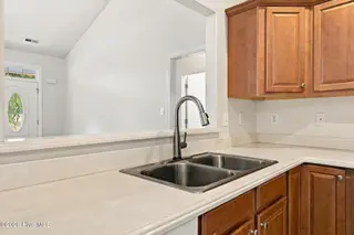 3235 Austin Avenue, New Bern, NC 28562 – photo 18: Serving Shelf