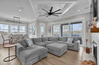 823 Chadwick Shores Drive, Sneads Ferry, NC 28460 – photo 16: 013_img_1709_326