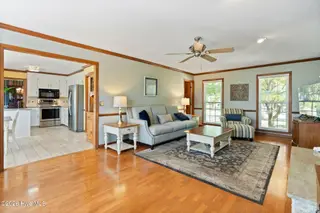 3232 Grey Leaf Drive, Wilmington, NC 28409 — 4-bedroom home in Woodberry Forest, Wilmington, NC, photo 17 of 51: 3232 Grey Leaf den kitchen