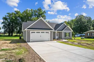 507 N Hillandale Drive, Fremont, NC 27830 – photo 3: 03-507 Hillandale Dr-3