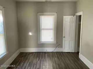 1110 Colonial Avenue, Greenville, NC 27834 – photo 3: 11013