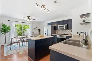 2214 Jefferson Street, Wilmington, NC 28401 – photo 9: 19-web-or-mls-dsc08471