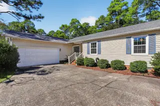 1203 Santa Lucia Road, New Bern, NC 28560 — 3-bedroom home in Fairfield Harbour, New Bern, NC, photo 5 of 24: IMG_6355