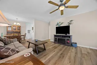112 Dogwood Circle, Leland, NC 28451 – photo 9: Living Room (24)