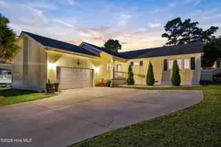 108 Gull Harbor Drive, Newport, NC 28570 – photo 2: 1-web-or-mls-IMG_4752_NT