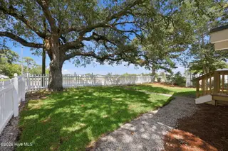 2609 Arendell Street, Morehead City, NC 28557 – photo 4: 16-web-or-mls-IMG_8617