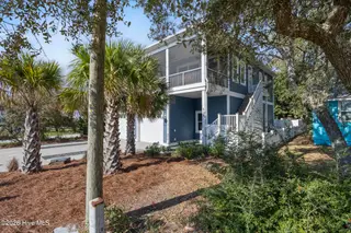 638 S Fourth Avenue, Kure Beach, NC 28449 – photo 5: 7_front exterior