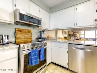 1505 Salter Path Road 216, Indian Beach, NC 28512 — 2-bedroom condo in Summer Winds Condominiums, Indian Beach, NC, photo 12 of 52: 220606-bl-northernsightsmedia-0011PMX4