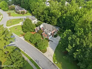 815 Kensington Drive, Greenville, NC 27858 – photo 8: 7-web-or-mls-DJI_20260729092208_0004_D
