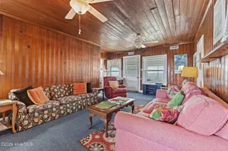 202 Glenn Street, Atlantic Beach, NC 28512 – photo 5: Living Area