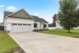 123 Cypress Manor Court, Jacksonville, NC 28540 – photo 2: 02