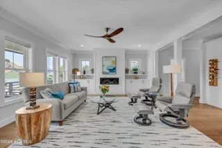 714 Sloop Pointe Lane, Kure Beach, NC 28449 – photo 18: 017_img_9118_403