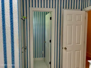 701 Discovery Bay, New Bern, NC 28562 — 3-bedroom home in Haywood Creek Landing, New Bern, NC, photo 14 of 26: Master bath