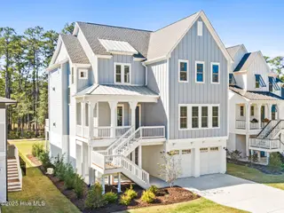 7237 Winding Marsh Court, Wilmington, NC 28411 – photo 1: 003_7237_winding_marsh_court-02_320