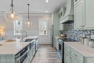 1903 W Yacht Drive, Oak Island, NC 28465 – photo 7: 41-web-or-mls-DSC05010