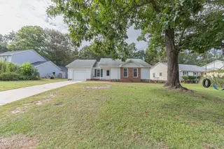 153 Raintree Circle, Jacksonville, NC 28540 – photo 2: 2FRONT