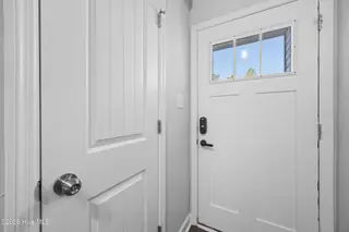 2041 Folkstone Woods Lane 10a, Holly Ridge, NC 28445 – photo 10: 11_foyer