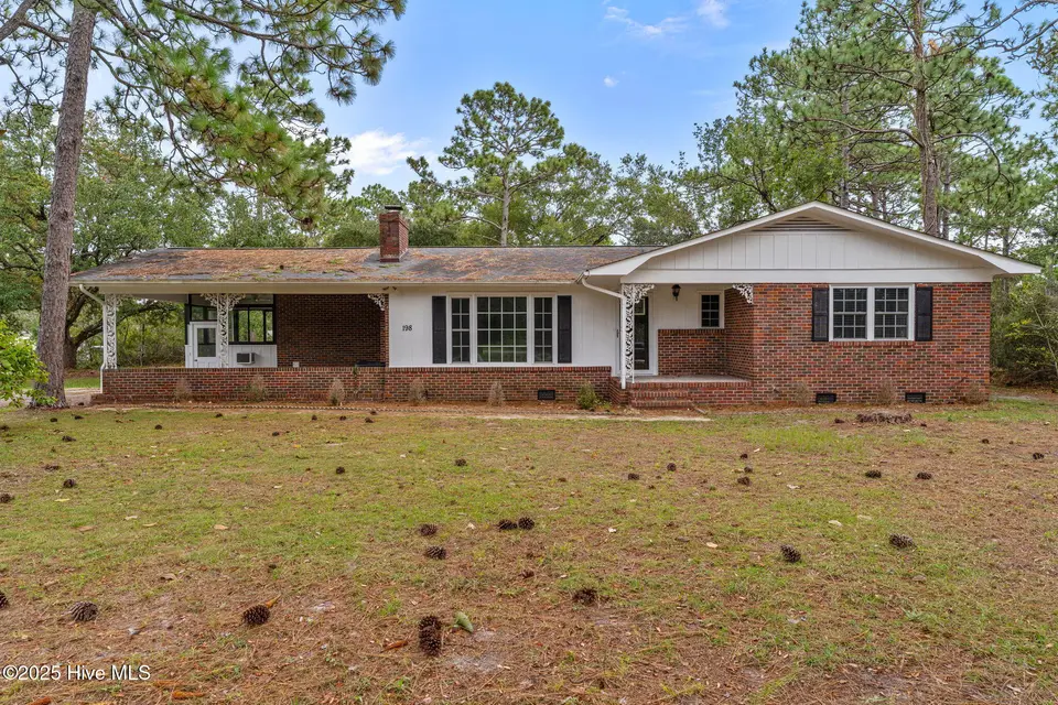 198 E Boiling Spring Road, Southport, NC 28461 – photo 1 of 61: 1-web-or-mls-BTS05746