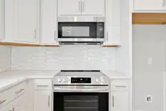 305 Birmingham Avenue 2, Carolina Beach, NC 28428 — 4-bedroom townhome, Carolina Beach, NC, photo 10 of 27: 215SpartanburgAvenueUnit1-11