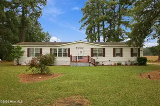 727 Ball Road, Washington, NC 27889 — 3-bedroom manufactured home, Washington, NC, photo 2 of 52: 15-web-or-mls-IMG_0003 (1)