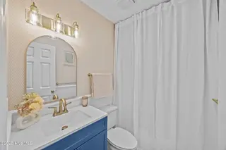 1913 Fairways West Drive, New Bern, NC 28562 — 2-bedroom home in Greenbrier, New Bern, NC, photo 14 of 32: 20-web-or-mls-0C0A0689