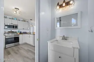 1413 New River Inlet Road, North Topsail Beach, NC 28460 – photo 19: 39-web-or-mls-_RAD1841