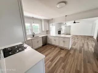 513 Greenfield Boulevard, Greenville, NC 27834 – photo 10: photo_07