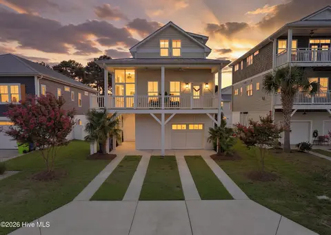 1231 Pinfish Ln, Carolina Beach