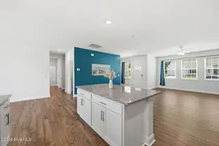 215 Lake Tyler Drive, New Bern, NC 28560 – photo 15: 35-web-or-mls-DSC_5487