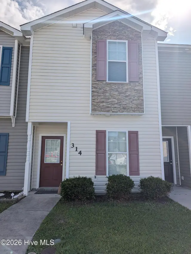 314 Glenhaven Lane, Jacksonville, NC 28546