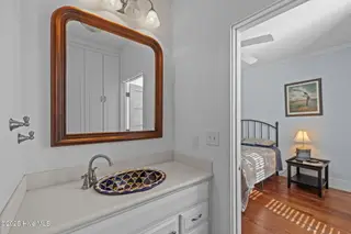 412 Ann Street, Beaufort, NC 28516 – photo 18: 15-web-or-mls-1S3A1390