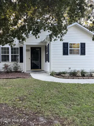 637 Lanvale Hills Circle, Leland, NC 28451 — 3-bedroom home in Lanvale Trace, Leland, NC, photo 1 of 15: 637 Lanvale Hills Circle