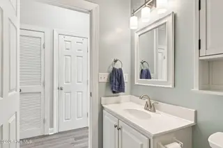 1701 Salter Path Road J304, Indian Beach, NC 28512 – photo 23: Hall Bathroom