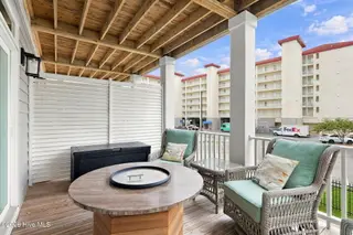 200 Olde Towne Yacht Club Drive Unit 7, Beaufort, NC 28516 – photo 19: 63-web-or-mls-IMG_3221