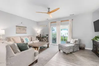 210 Gray Duck Drive, Beaufort, NC 28516 – photo 13: 19-web-or-mls-cchadwick-visuals-210-gray
