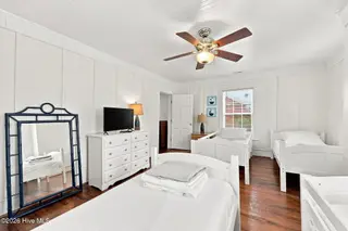 913 Bridges Street, Morehead City, NC 28557 – photo 22: Bedroom 4