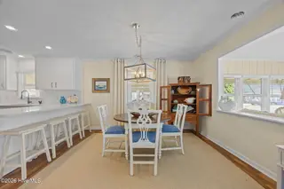 510 W Bogue Boulevard, Atlantic Beach, NC 28512 – photo 9: dining area