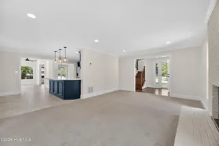 208 Dupont Circle, Greenville, NC 27858 – photo 6: Family room/kitchen