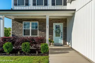 69 Bellows Lane, Rocky Point, NC 28457 – photo 4: 004-69BellowsLane-RockyPoint-NC-28457-SM