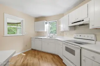 115 N Harbor Drive, Beaufort, NC 28516 – photo 13: Kitchen