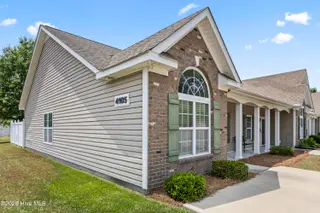 4105 Bluebill Drive 1, Greenville, NC 27858 – photo 2: 8G4A0652