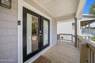 313 Greenville Avenue, Carolina Beach, NC 28428 – photo 8: 9-web-or-mls-GI - 313 Greenville Ave - L