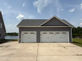 415 Antioch Lakes Road, New Bern, NC 28560 – photo 2: 02_beyc69f61ac7c5f4b