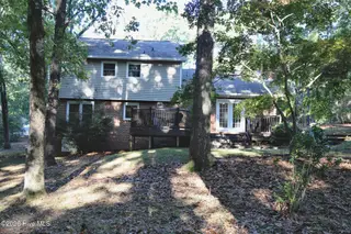 110 Stornoway Drive, Southern Pines, NC 28387 – photo 2: Back